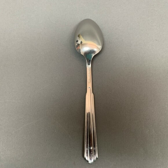 Kirk Stieff Parallel 1986 Stainless Steel Spoon Ribbed 6 1/4" - Picture 6 of 7